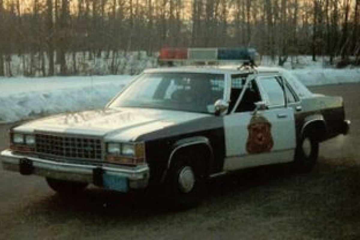 1st Ford Crown Victoria Cruiser (1983) Second Photo